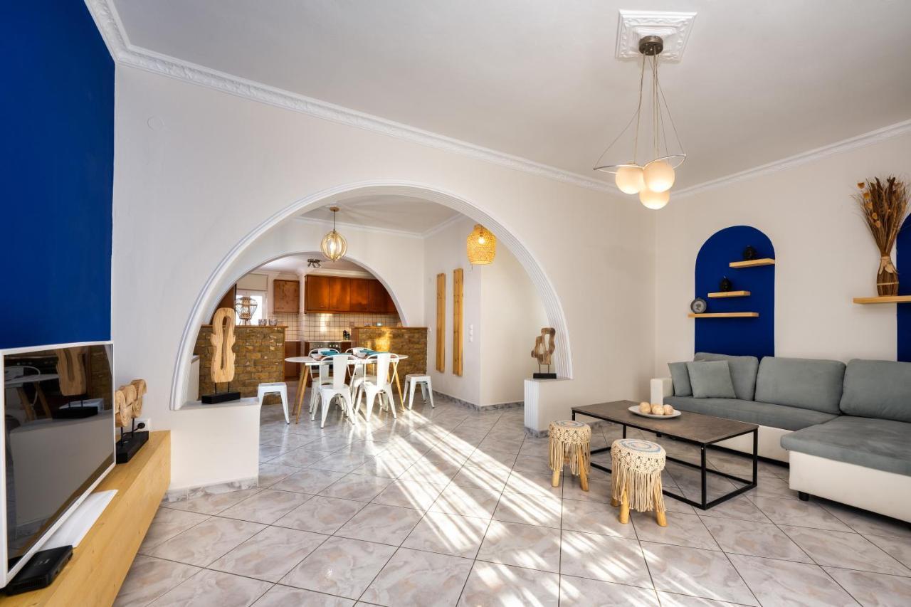 Modern 2 Bed Apartment In Downtown Of Fira Ngoại thất bức ảnh
